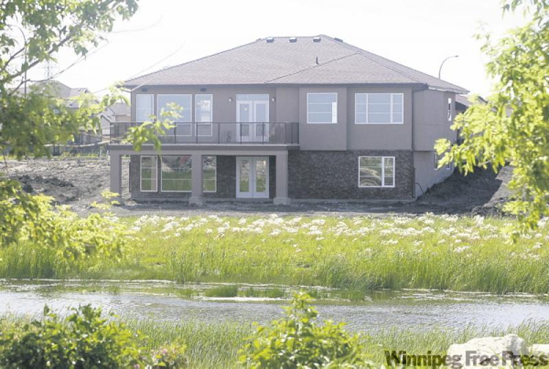 39 Wood Sage Crescent in Sage Creek 