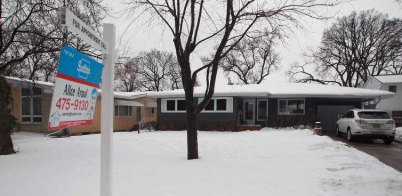 2478 Assiniboine Cresent