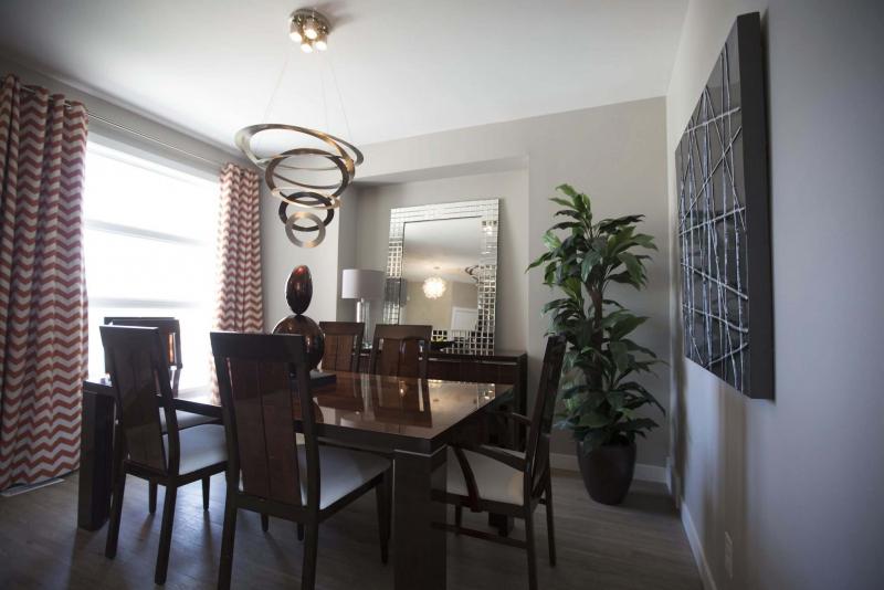 <p>MIKE DEAL / WINNIPEG FREE PRESS</p><p>The dinette area is bright and spacious.</p>