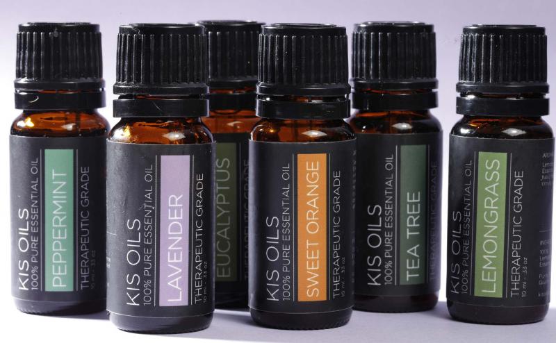 <p>Tom Wallace / Tribune News Service files</p><p>Essential oils, alone or blended, can help to extend the life of your home’s fragrance.</p>
