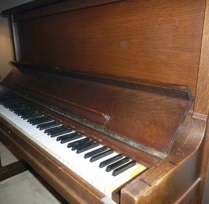 <p>Laurie Mustard / Winnipeg Free Press</p><p>This old Heintzman upright grand, now dubbed ‘Heintz,&rsquo; was originally purchased new from Eaton&rsquo;s in Winnipeg in the 1930s.</p>