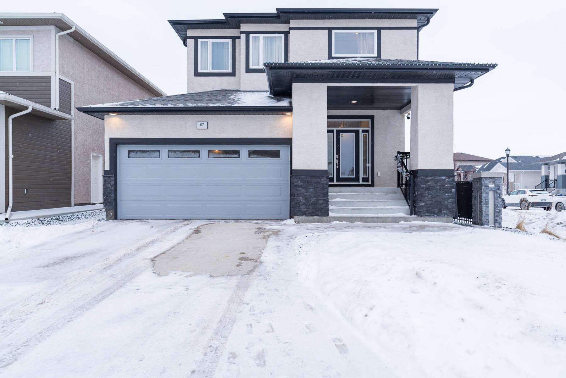  <p>Photos by Todd Lewys / Winnipeg Free Press</p>
                                <p>This large five-bedroom, four-bath home is ready and waiting for a king-sized family.</p> 