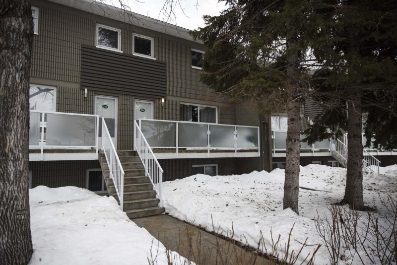 <p>MIKE DEAL / WINNIPEG FREE PRESS</p><p>Homes - resale condo</p><p>212 Greenway Crescent (unit 316) in Crestview.</p><p>170123 - Tuesday, January 24, 2017.</p>