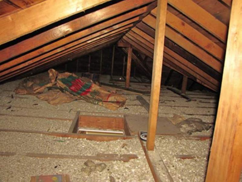 Attic insulation baffles