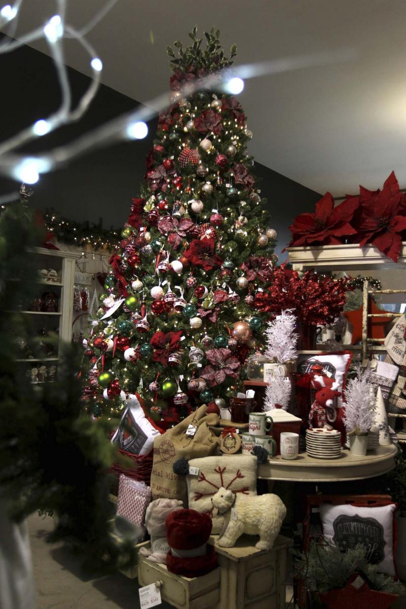 Spruce up your tree this Christmas Winnipeg Free Press Homes