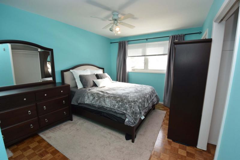 <p>There are four bedrooms upstairs along with the main bath. </p>