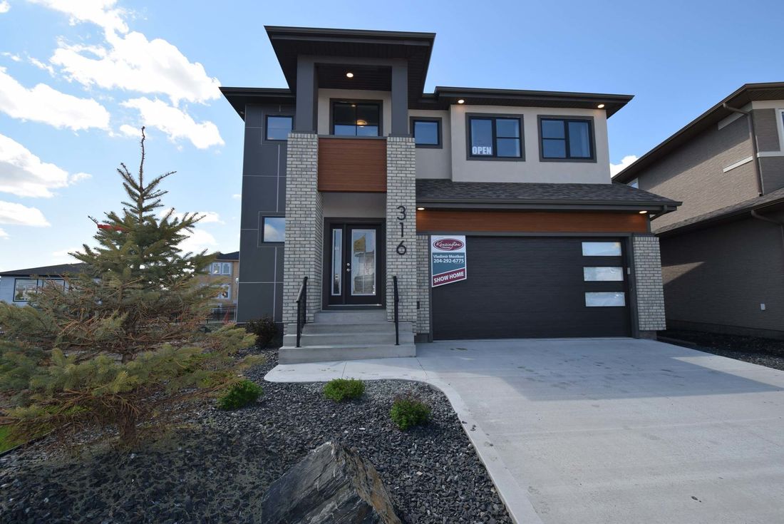 <p>The 2,664-sq.-ft., two-storey Cedarburg is comparable to far more expensive homes. Sales rep Vladimir Mostkov says it offers &#8216;incredible value.&rsquo;</p></p>