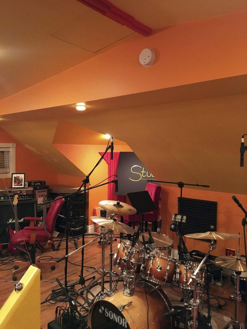 <p>Marc LaBossiere / Winnipeg Free Press</p><p>Once the access hatch to the attic in the recording studio was painted and set properly into position, it all but vanishes from view. </p>