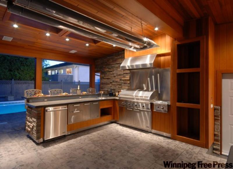 Join the party, and entertain in style with a well-stocked outdoor kitchen.
