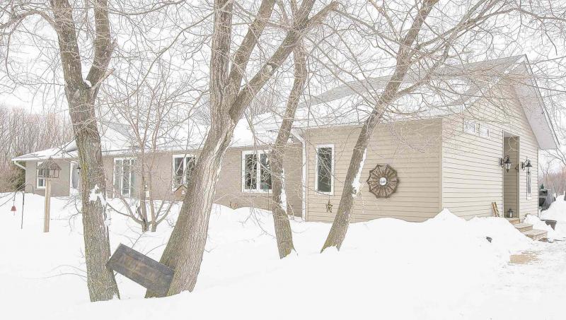 47039 Gendron Road in Lorette