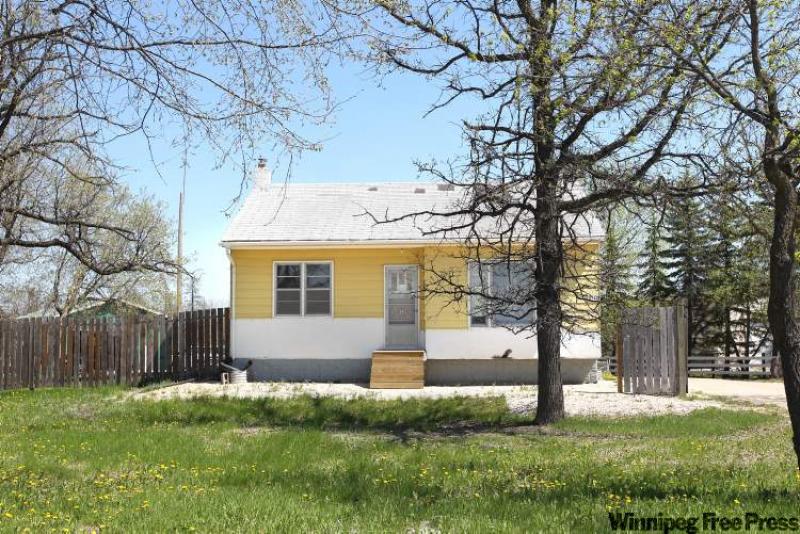 SOLD & OFFERED May 2811 Winnipeg Free Press Homes