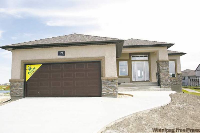 19 Lakebourne Drive