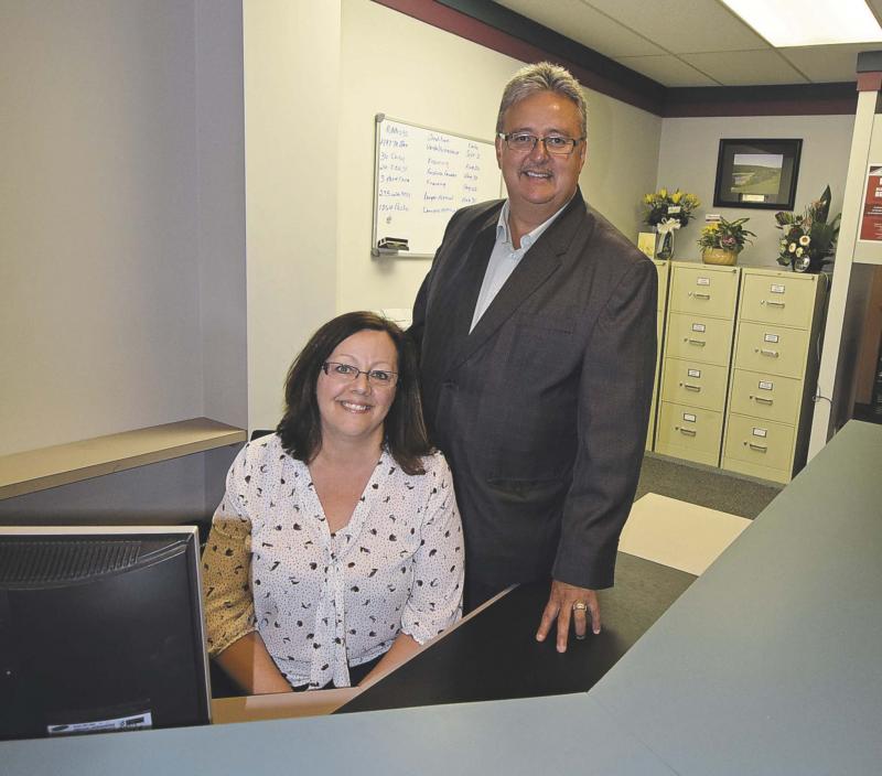<p>Todd Lewys / Winnipeg Free Press</p><p>Tessie and Tony Martone aim to bring a higher level of professionalism to the real estate industry.</p>