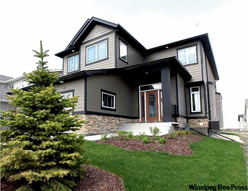 69 Blue Sun Drive