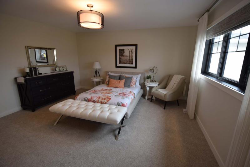 <p>Space, light and soothing earth tones make the master suite a relaxing retreat.</p>