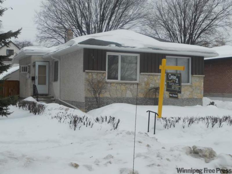 SOLD & OFFERED Apr. 2311 Winnipeg Free Press Homes
