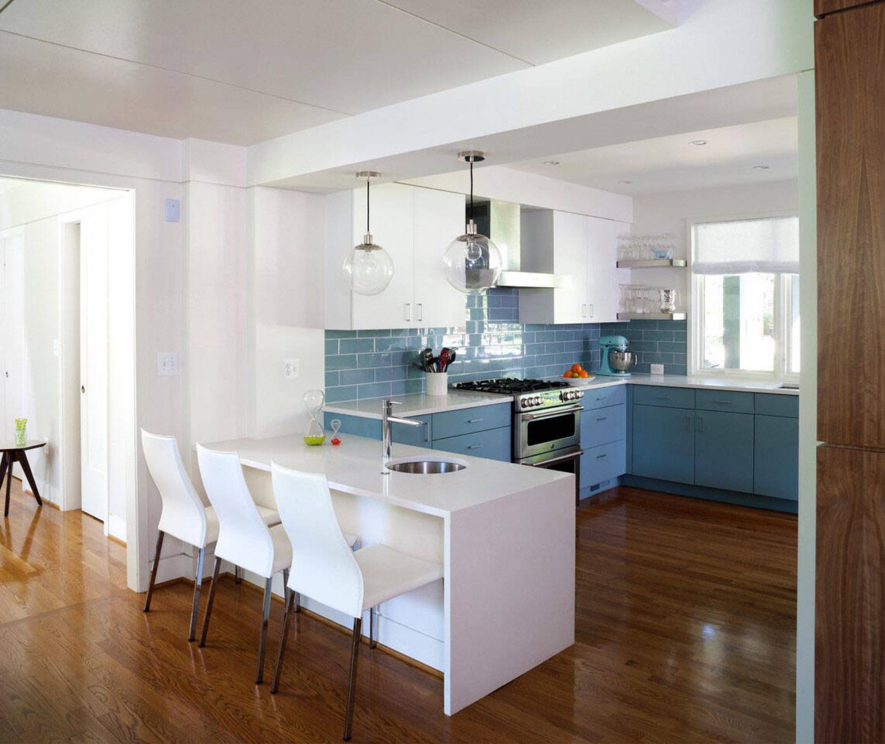 <p>Stacy Zarin Goldberg</p><p>When you make the decision to hire a professional renovator, make sure to get a written contract.</p>