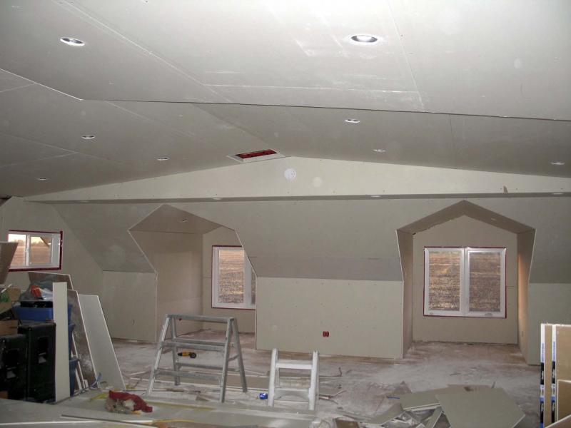 <p>PHOTOS BY MARC LABASSIERE / WINNIPEG FREE PRESS</p><p>With the drywall stage completed in Marc&rsquo;s studio, the variety of angles in the space are highlighted.</p></p>