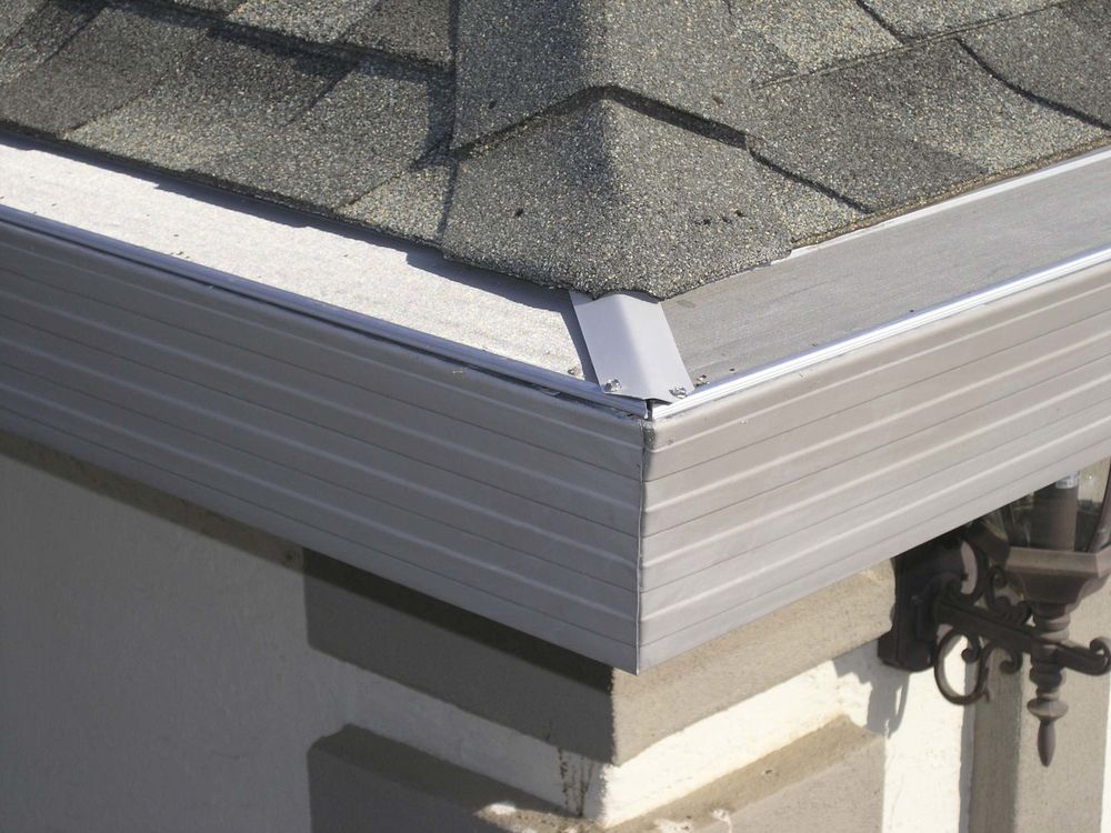 Why Gutter Guards Are Misleading For Homeowners