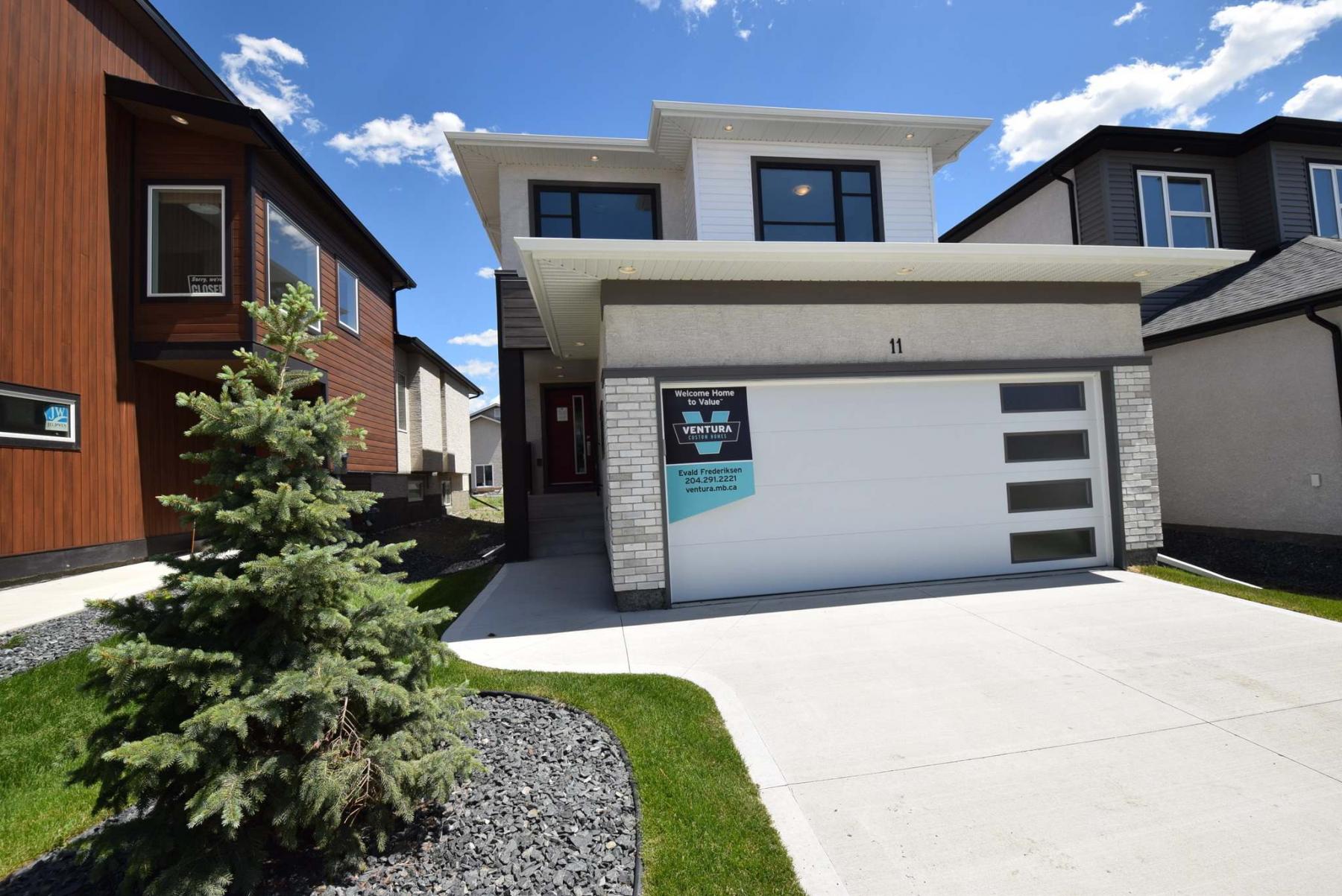 <p>This design&rsquo;s sharp and modern exterior perfectly complements its practical interior.</p>