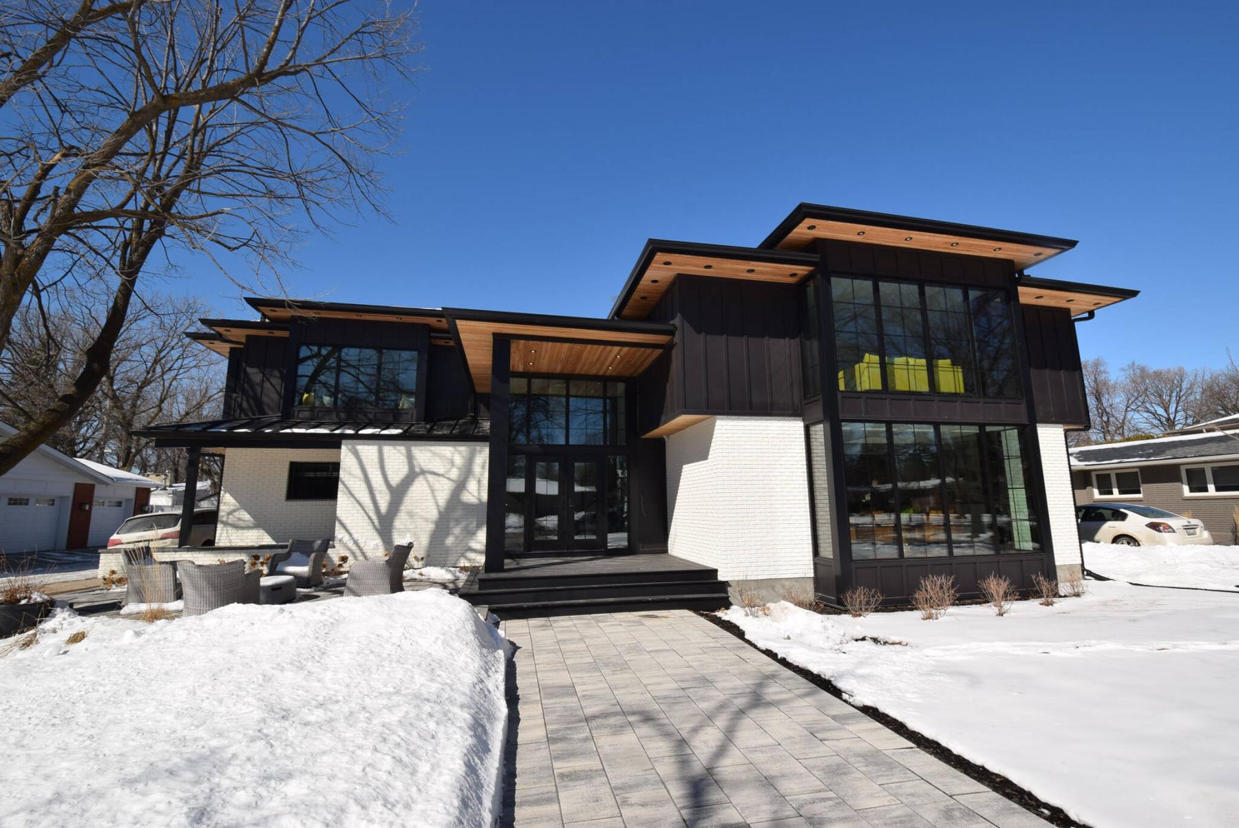  <p>TODD LEWYS / FREE PRESS</p>
                                <p>Imaginatively renewed over a period of two years, the 60-year-old home is a functional work of art from top to bottom.</p> 