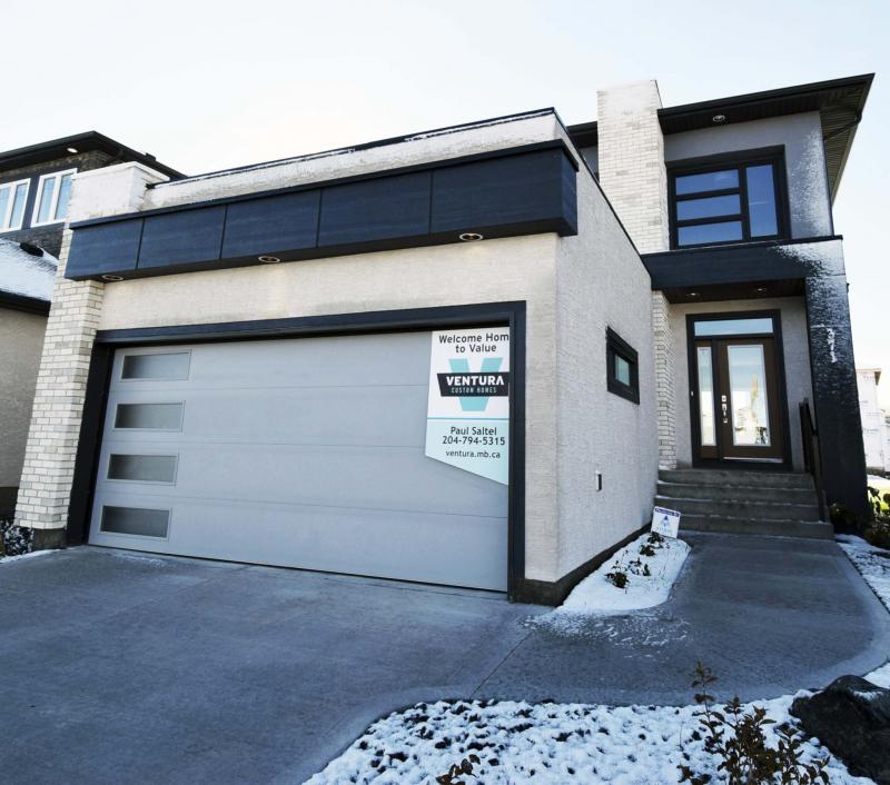 371 Bonaventure Dr. (Photos by Todd Lewys / Winnipeg Free Press)