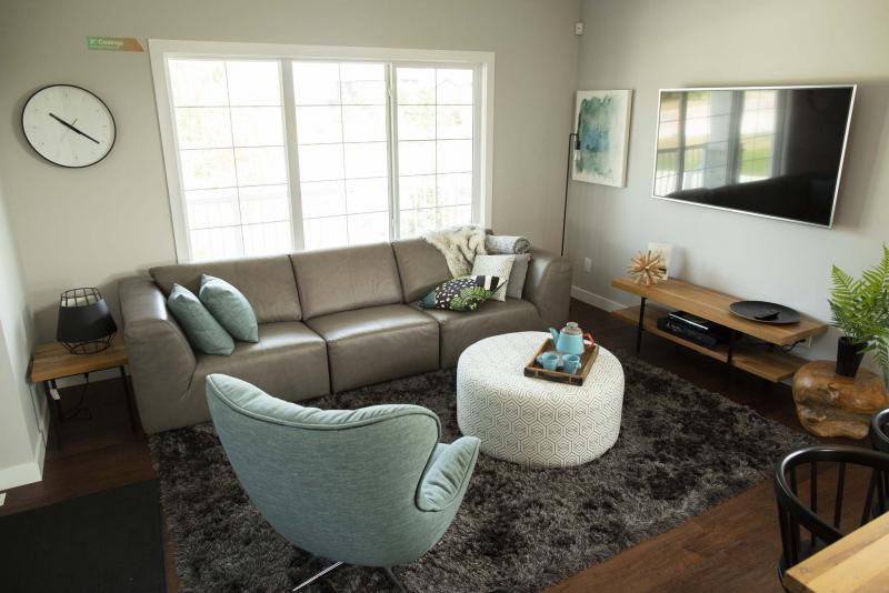 <p>ANDREW RYAN / WINNIPEG FREE PRESS</p><p>The home's spacious living room.</p>