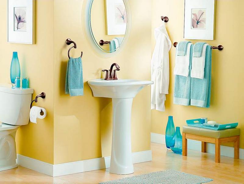 The use of the turquoise accents is unusual, but it's vibrant and optimistic. It would be fairly simple to change the look of the room by simply changing the accessories from time to time.