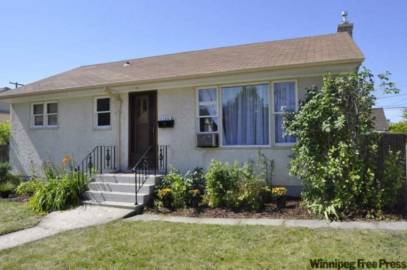 Sold & Offered Oct. 2211 Winnipeg Free Press Homes