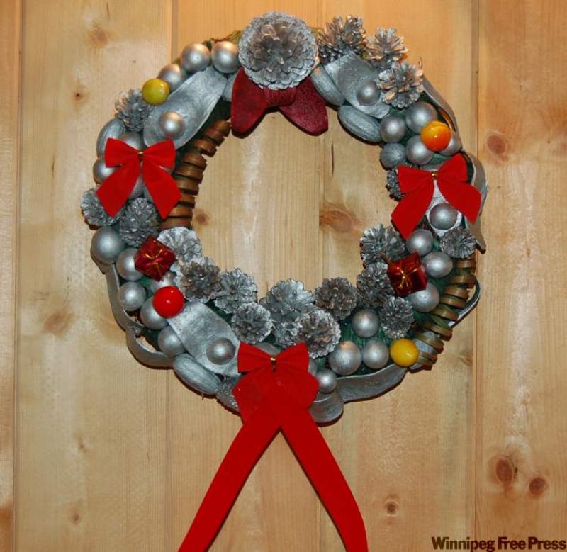 Silver wreath