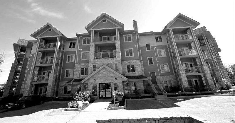 photos by todd lewys / winnipeg free press
The condominium at 1205 St. Anneï¿½s Road is also known as The Legend at Creek Bend.