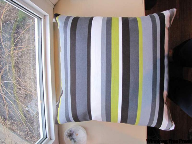 Pile on the style with pillows Winnipeg Free Press Homes