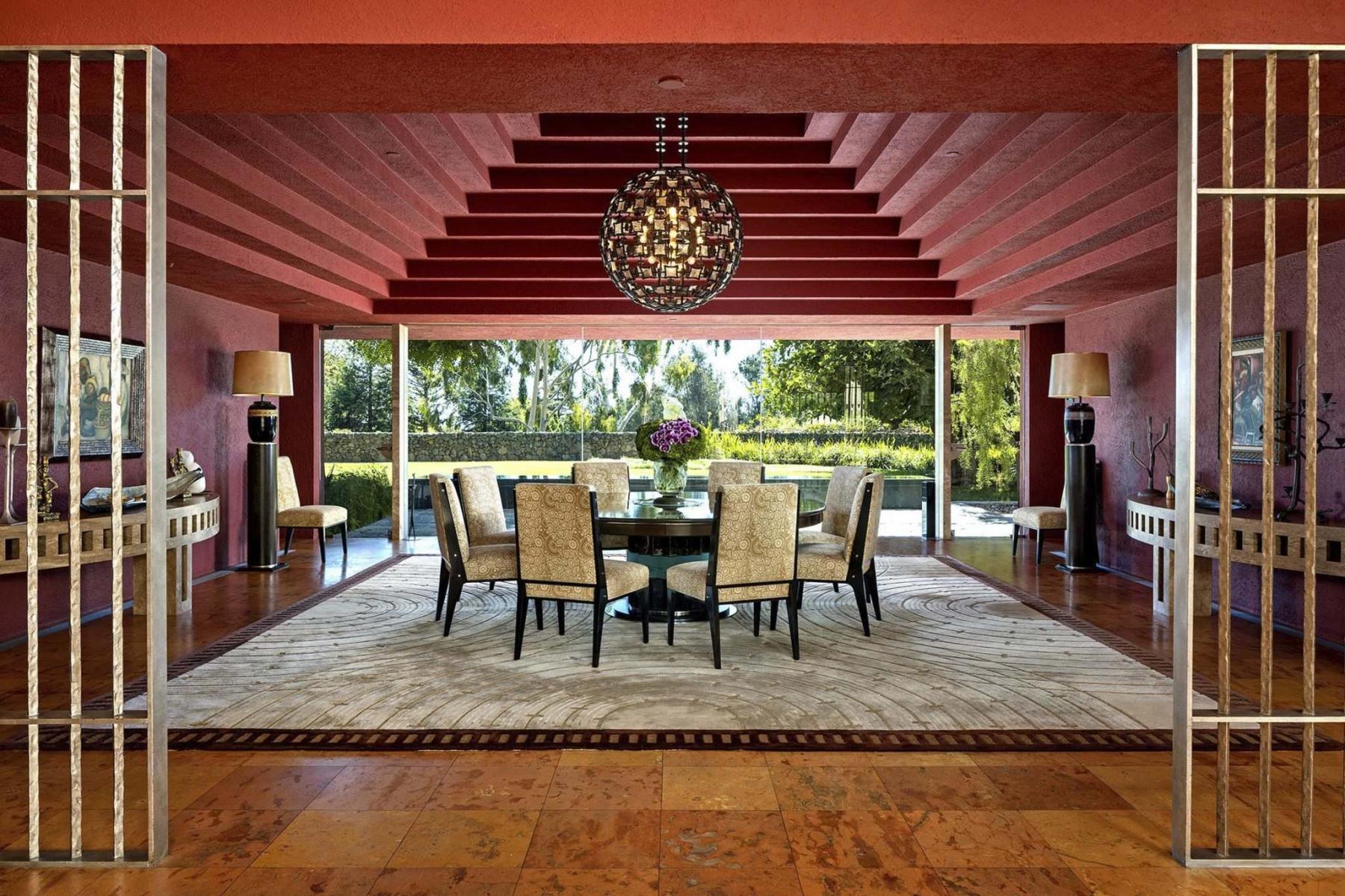 <p>Tyler Hogan</p><p>Film producer Joel Silver has listed his home for sale at US$77.5 million. The Mexican modernist residence was designed by architect Ricardo Legorreta and completed in the early 2000s.</p></p>