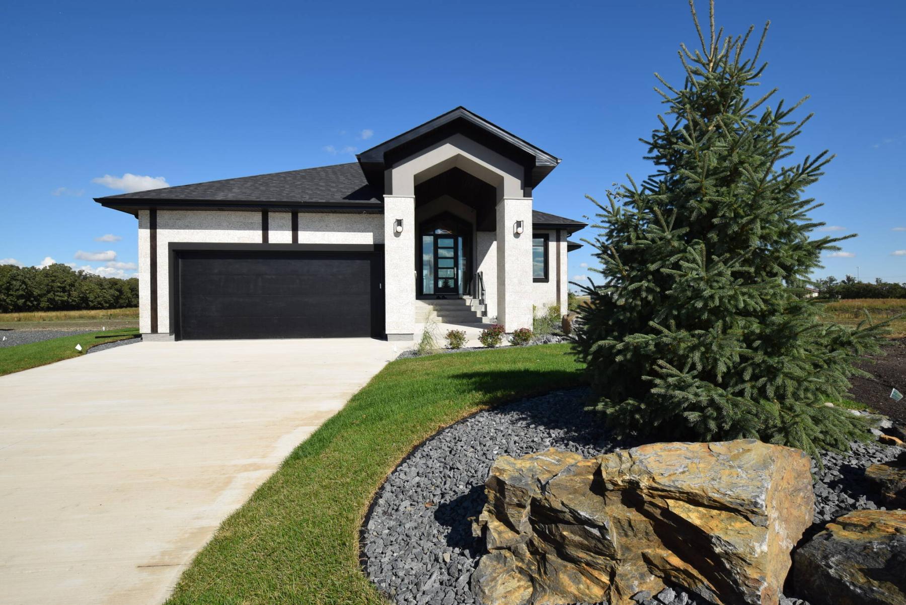  <p>TODD LEWYS / FREE PRESS FILES</p>
                                <p>Many of the 2024 Fall Parade of Homes&rsquo; 144 entries will still be available to visit after the MHBA event officially wraps up this weekend.</p> 