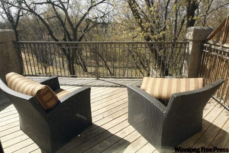 786 John Bruce Road in Royalwood  