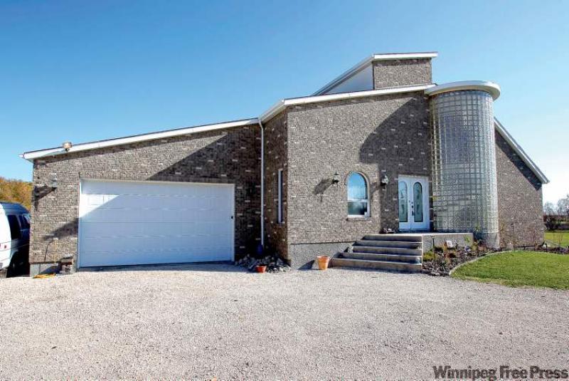 46 Ramblewood Drive.