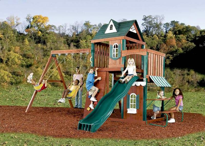 Safety experts say using mulch or other approved surfaces under a play set can reduce injuries to children.