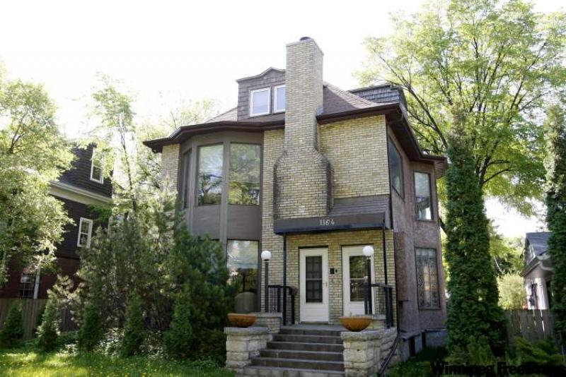 SOLD & OFFERED May 2210 Winnipeg Free Press Homes