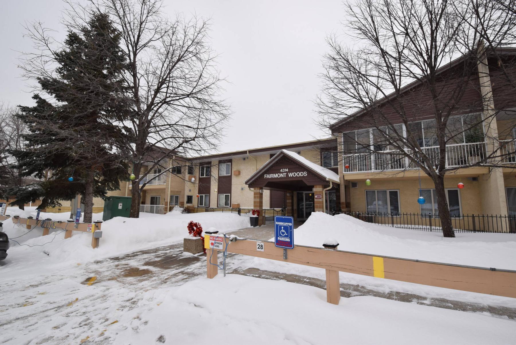  <p>A rare find, the three-bedroom, two-bath condo is situated in a quiet, two-storey concrete and steel building in one of Charleswood&rsquo;s best and prettiest spots.</p> 