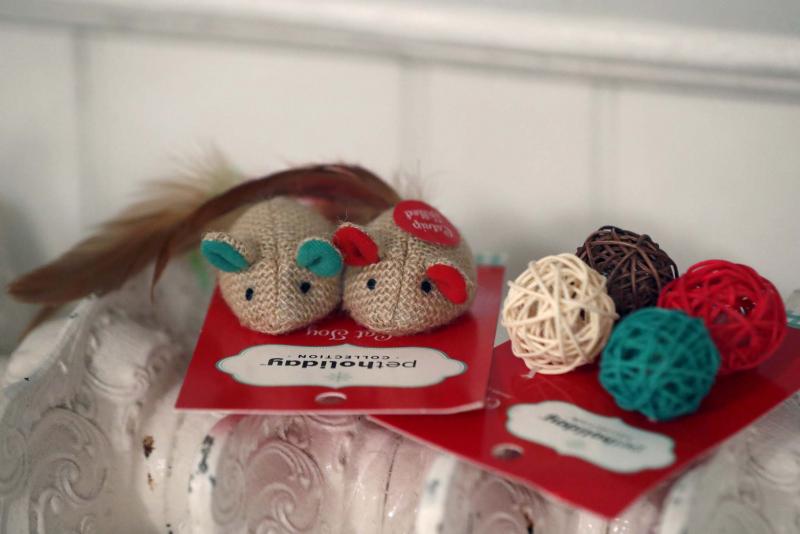 <p>Mary Altaffer / The Associated Press Files</p><p>Pet Holiday cat toys are on display at the PetSmart holiday collection preview in New York. Toys and treats are big hits with the furmily around Christmas time.</p></p>