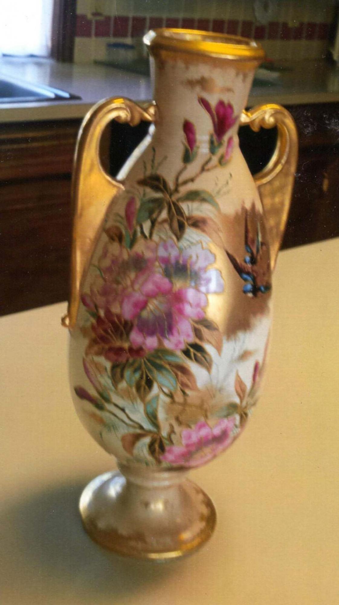 <p>This beautiful piece was made in Germany at the beginning of the 20th century.</p></p>