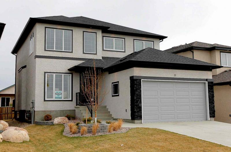 Photos by BORIS MINKEVICH / WINNIPEG FREE PRESS 
11 Wainwright Crescent in River Park South is a 2,072 square foot, two-storey home designed by Ventura Custom Homes.