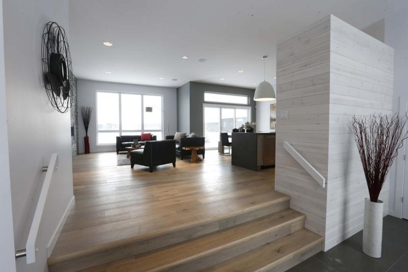 <p>WAYNE GLOWACKI / WINNIPEG FREE PRESS</p><p>This Artista Homes gem, 34 Dovetail Cres., in Oak Bluff West, was recently featured in the Spring Parade of Homes and remains open for viewing. </p></p>