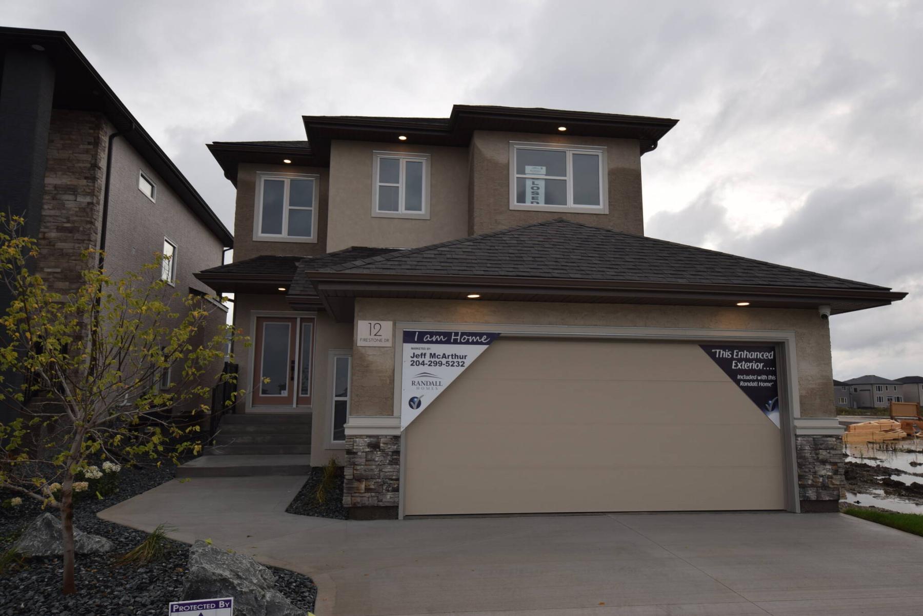  <p>Photos by Todd Lewys / Winnipeg Free Press</p>
                                <p>Featuring a dynamic, efficient design, the Dexter is loaded with style and family-friendly function.</p> 