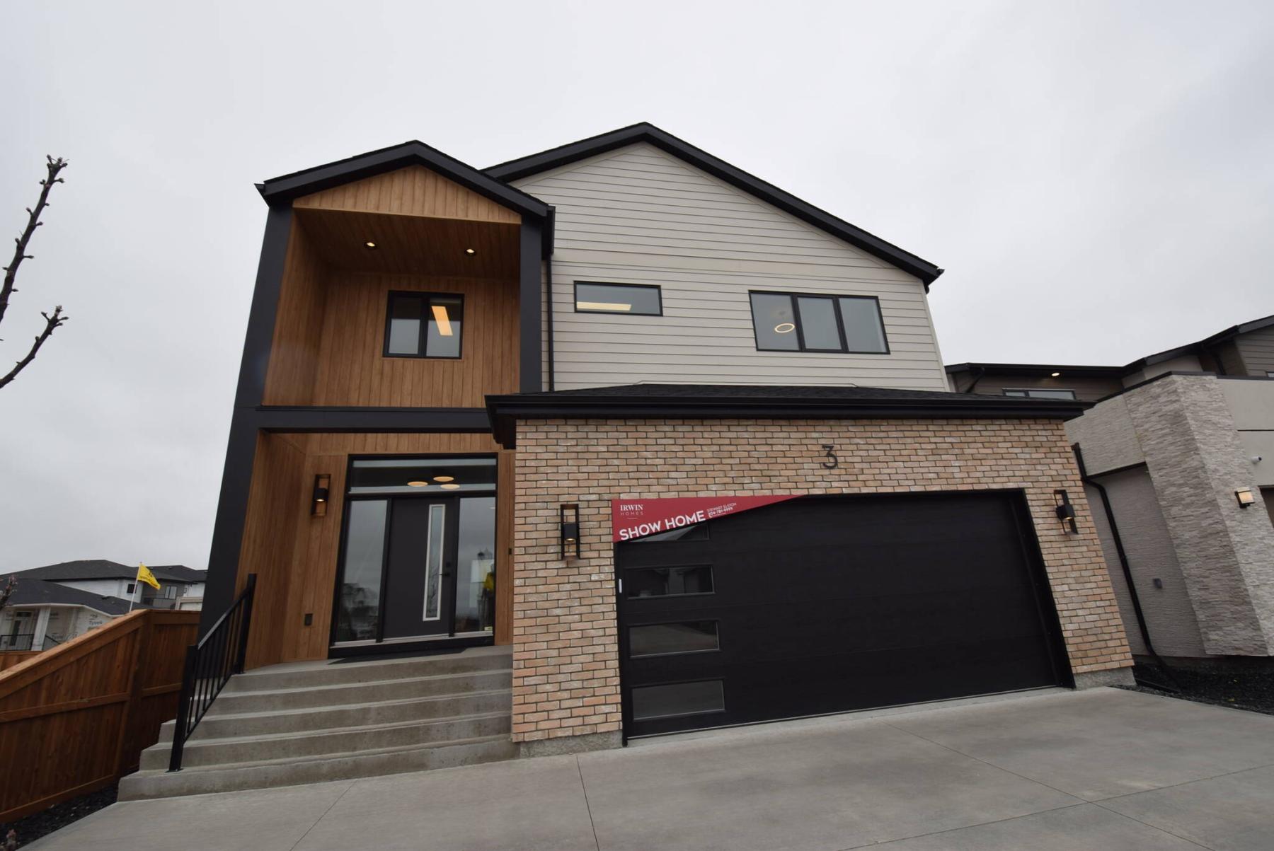  <p>Photos by Todd Lewys / Free Press</p>
                                <p>This 2,809 sq. ft., two-storey home was designed to offer large families the space, style and function they need.</p> 
