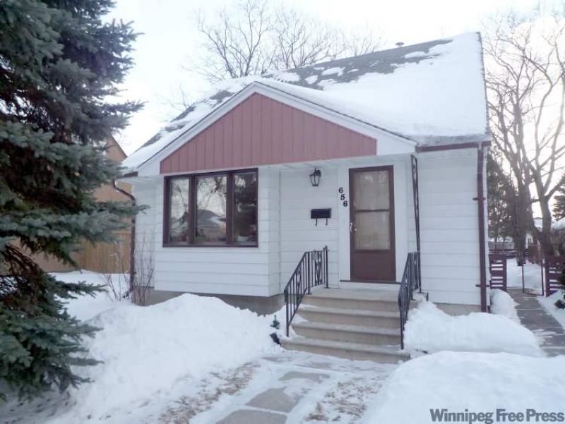 Sold & Offered March 1911 Winnipeg Free Press Homes