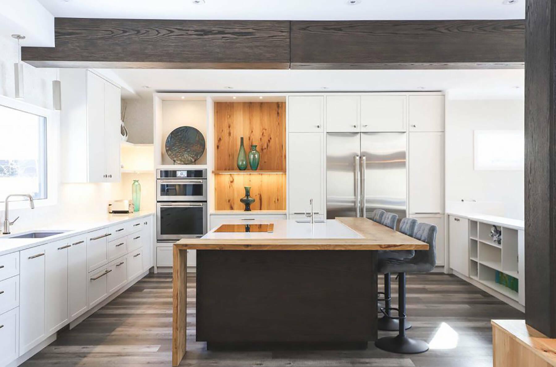  <p>MHBA</p>
                                <p>Renovating your kitchen can be far less of an inconvenience during the summer.</p> 