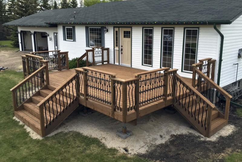 A deck that blends old and new - Winnipeg Free Press Homes