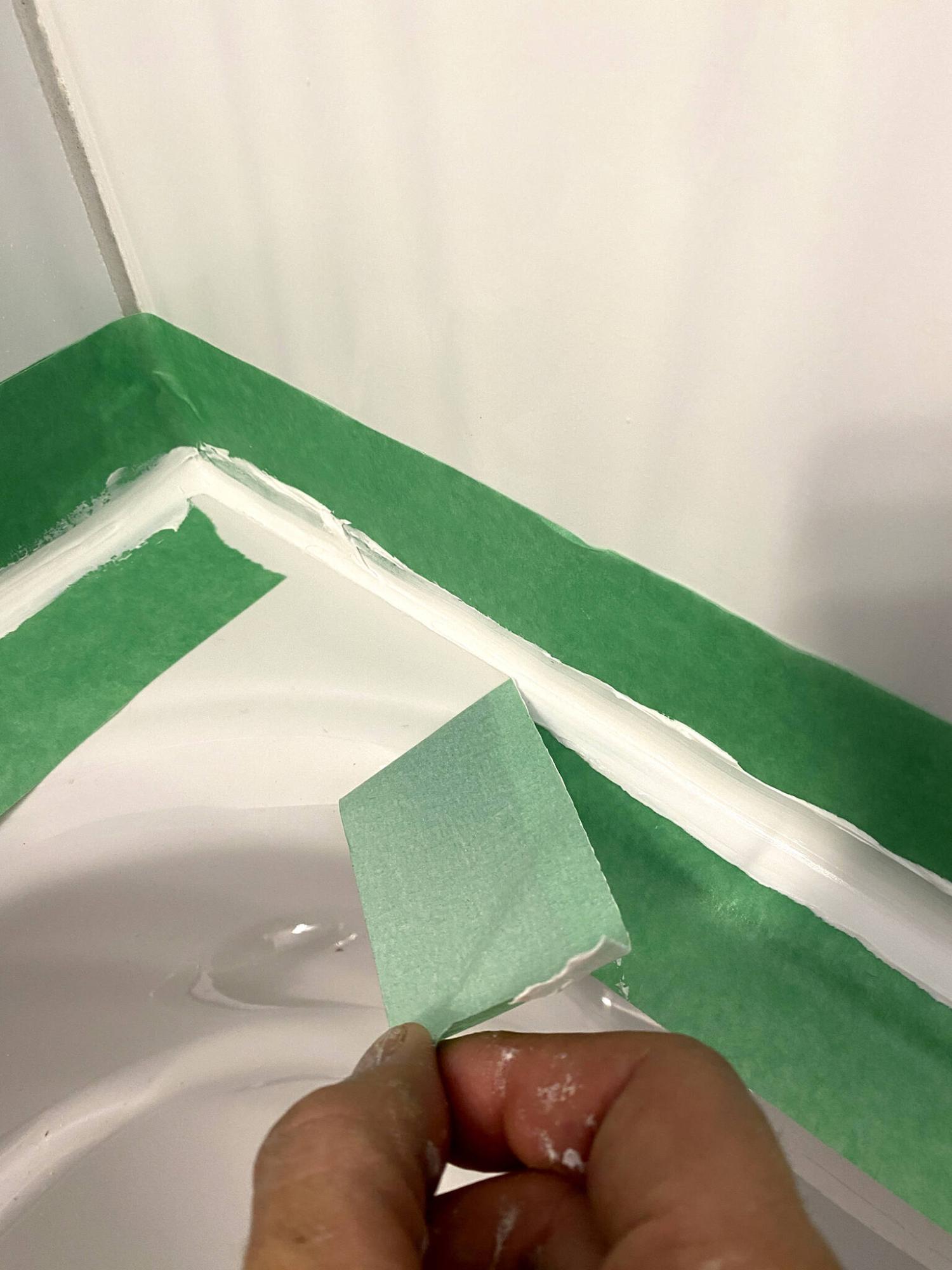  <p>Taping areas prior to applying silicone results in clean and straight lines.</p> 