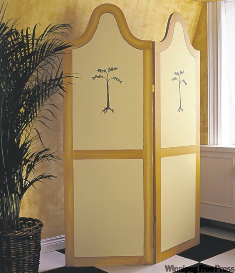 Paint a screen to enhance the character of any room following these easy steps.
